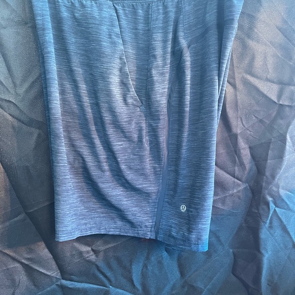 Lululemon shorts 9 inch - Picture 9 of 10